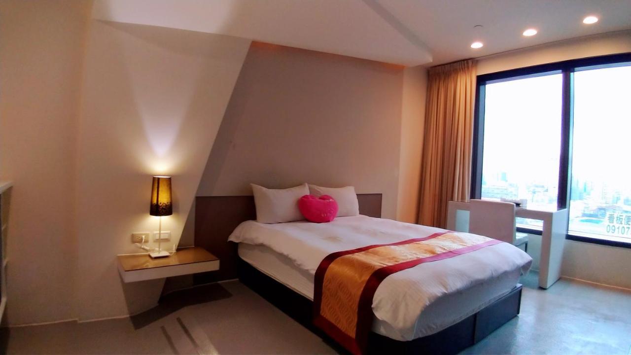 85 Leisurely Hotel Kaohsiung Exterior photo